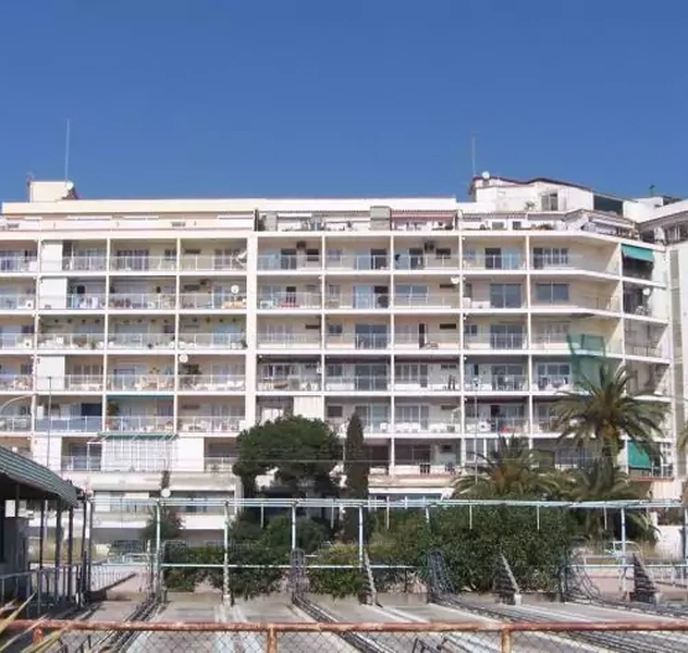 <p>Pineda de Mar / Barcelona</p>
<p>Sup. Const. 9.000 m2.</p>